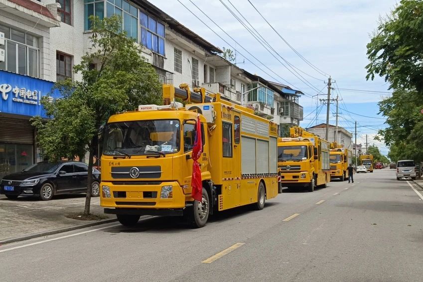 连续奋战又出发 公海jc710环境紧急驰援湘潭涓水决口